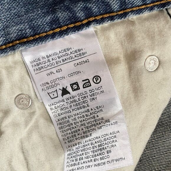 Vintage Relaxed Straight Leg Levi’s - Picture 16 of 16